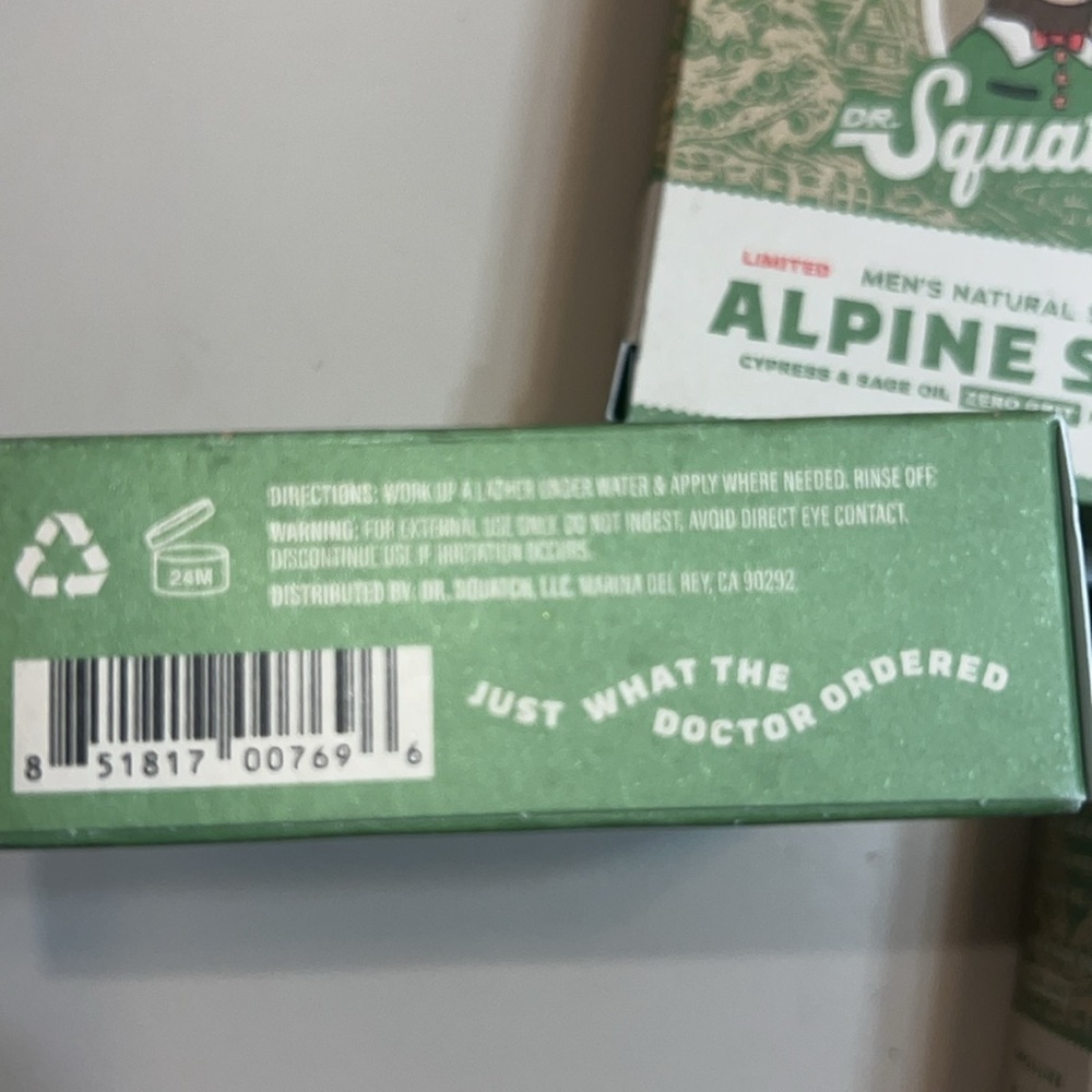 Dr. Squatch Limited Edition Men’s Natural Soap Alpine Sage BNWT 3 Bars - Picture 5 of 6